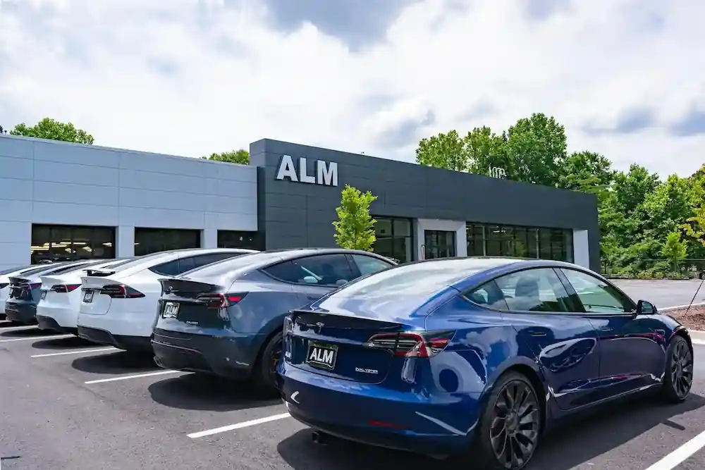 Main Rasheed Alm US - Visit ALM Cars
